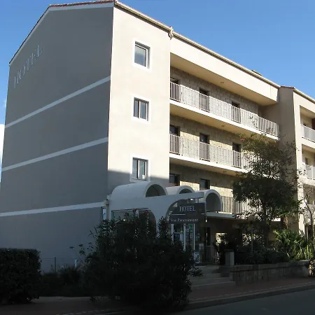 Hotell Hotel Beach 2*