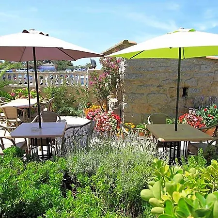 Hotel Beach 2*