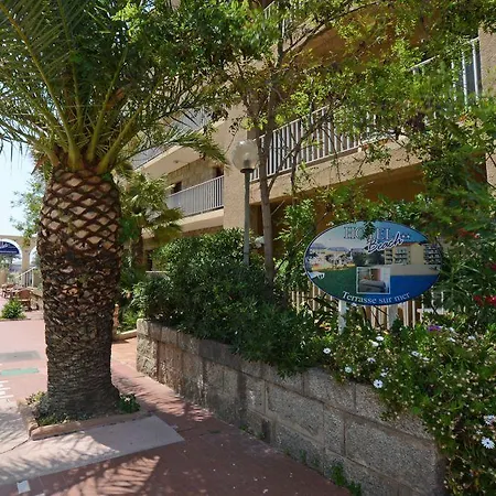 Hotel Beach Hotel 2*