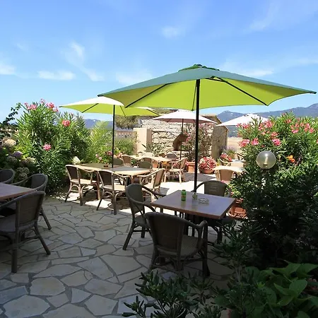 Hotel Beach 2* Propriano (Corsica)